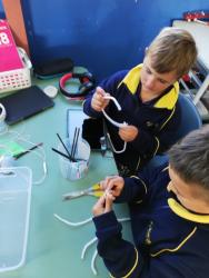World first 3D cubed bubble pipe cleaners2